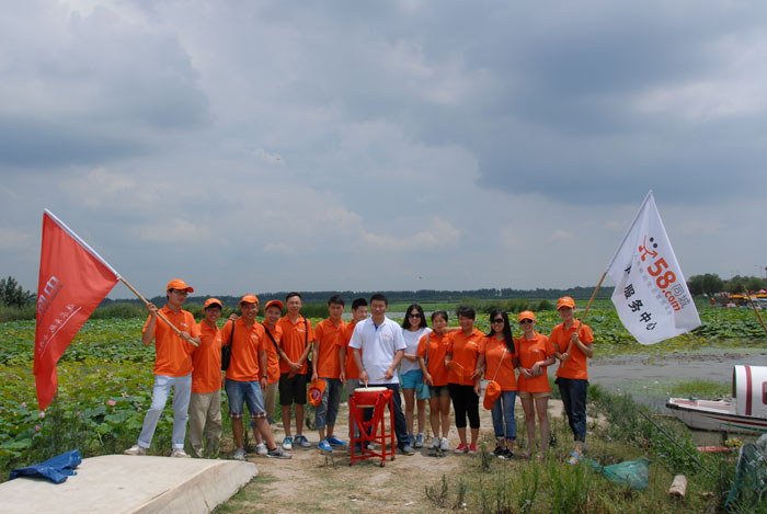 ��ɫ���e(cu��)���ف�һ����Ӱ